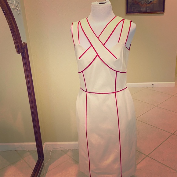 Oscar de la Renta Dresses & Skirts - Oscar De La Renta women’s stunning dress